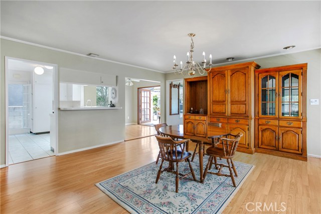 933 27th Street, Manhattan Beach, California 90266, 3 Bedrooms Bedrooms, ,2 BathroomsBathrooms,Residential,Sold,27th,PW20108173