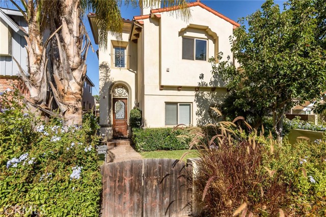 2609 Curtis Avenue, Redondo Beach, California 90278, 3 Bedrooms Bedrooms, ,2 BathroomsBathrooms,Residential,Sold,Curtis,SB19006810