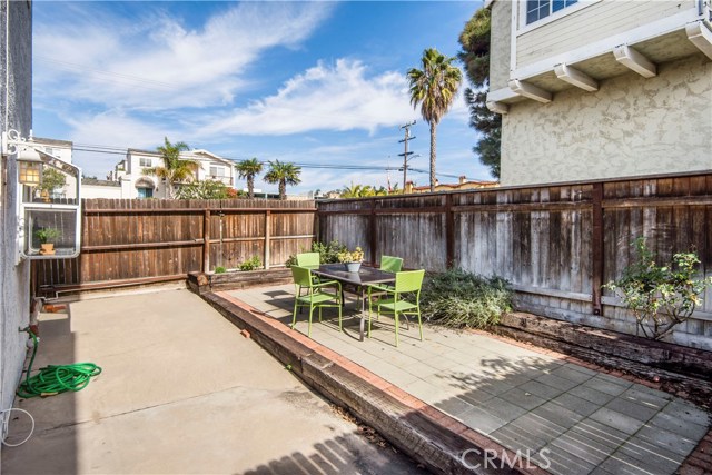 1760 Reed Street, Redondo Beach, California 90278, 3 Bedrooms Bedrooms, ,2 BathroomsBathrooms,Residential,Sold,Reed,PV19001568