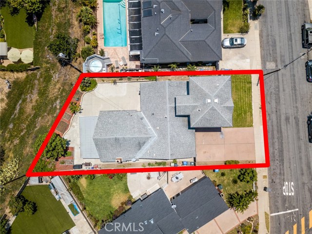 512 Green Lane, Redondo Beach, California 90278, 4 Bedrooms Bedrooms, ,3 BathroomsBathrooms,Residential,Sold,Green,SP19175465