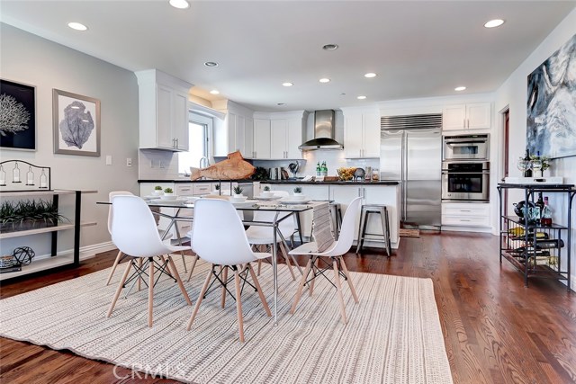 Don't miss this updated townhome with an open floor plan and spectacular ocean views!