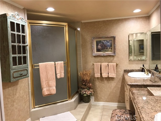 37 Oaktree Lane, Rolling Hills Estates, California 90274, 2 Bedrooms Bedrooms, ,3 BathroomsBathrooms,Residential,Sold,Oaktree,PV17081365
