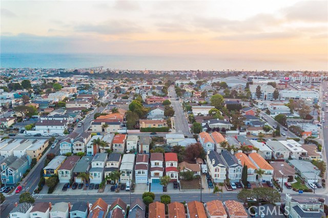 1815 Stanford Avenue, Redondo Beach, California 90278, 3 Bedrooms Bedrooms, ,3 BathroomsBathrooms,Residential,Sold,Stanford,TR20070505