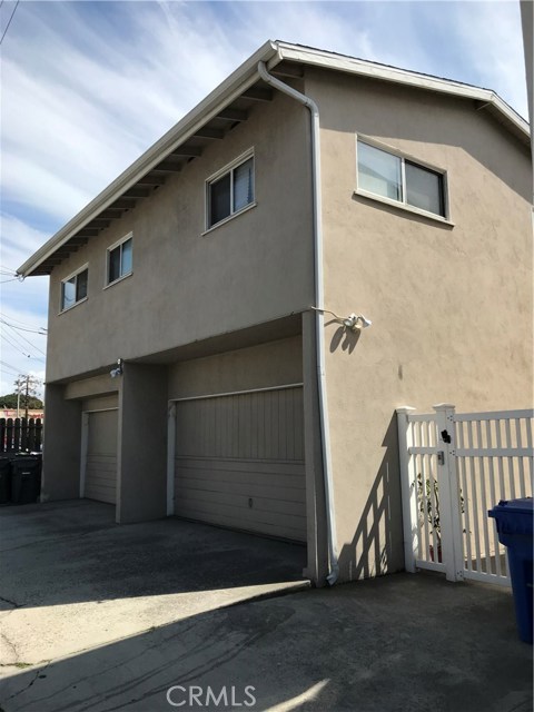 229 Avenue H, Redondo Beach, California 90277, ,Residential Income,Sold,Avenue H,SB19070953