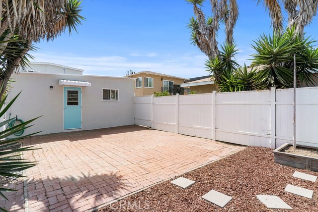 708 Loma Drive, Hermosa Beach, California 90254, 3 Bedrooms Bedrooms, ,2 BathroomsBathrooms,Residential,Sold,Loma,SB18168887