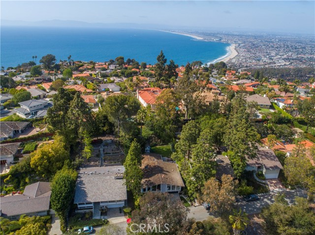 2209 Via Alamitos, Palos Verdes Estates, California 90274, 4 Bedrooms Bedrooms, ,2 BathroomsBathrooms,Residential,Sold,Via Alamitos,PV18114180