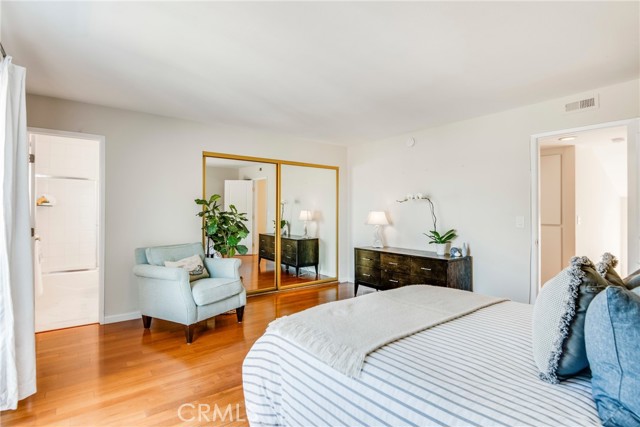 1427 12th Street, Manhattan Beach, California 90266, 2 Bedrooms Bedrooms, ,3 BathroomsBathrooms,Residential,Sold,12th,SB21102526