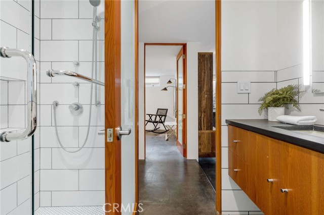 464 34th Street, Manhattan Beach, California 90266, 4 Bedrooms Bedrooms, ,3 BathroomsBathrooms,Residential,Sold,34th,SB21028091