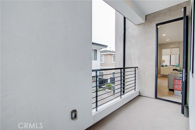 1921 Ruhland Avenue, Redondo Beach, California 90278, 4 Bedrooms Bedrooms, ,4 BathroomsBathrooms,Residential,Sold,Ruhland,SB20053880