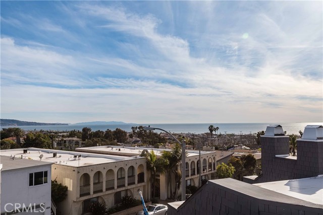 653 Manhattan Beach Blvd., Manhattan Beach, California 90266, 2 Bedrooms Bedrooms, ,2 BathroomsBathrooms,Residential,Sold,Manhattan Beach Blvd.,SB18036810