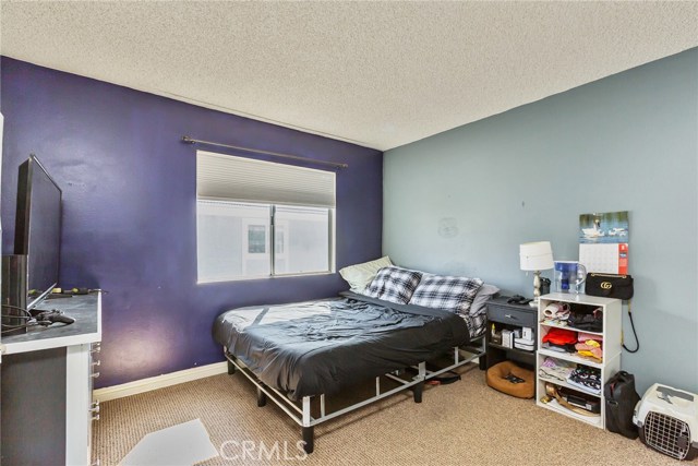2 Bed Home for Sale in Canyon Country, California