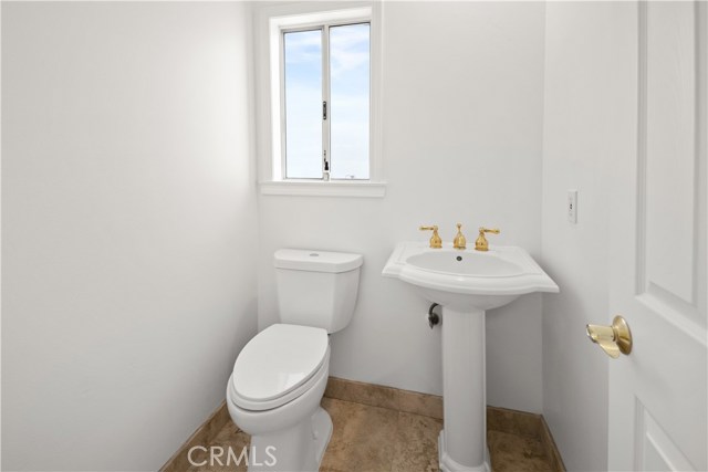 1924 Gates Avenue, Redondo Beach, California 90278, 4 Bedrooms Bedrooms, ,2 BathroomsBathrooms,Residential,Sold,Gates,PV20227378