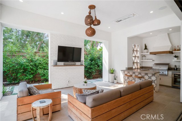 555 35th Street, Manhattan Beach, California 90266, 4 Bedrooms Bedrooms, ,1 BathroomBathrooms,Residential,Sold,35th,SB19216945 555 35th Street, Manhattan Beach, California 90266, 4 Bedrooms Bedrooms, ,1 BathroomBathrooms,Residential,Sold,35th,SB19216945