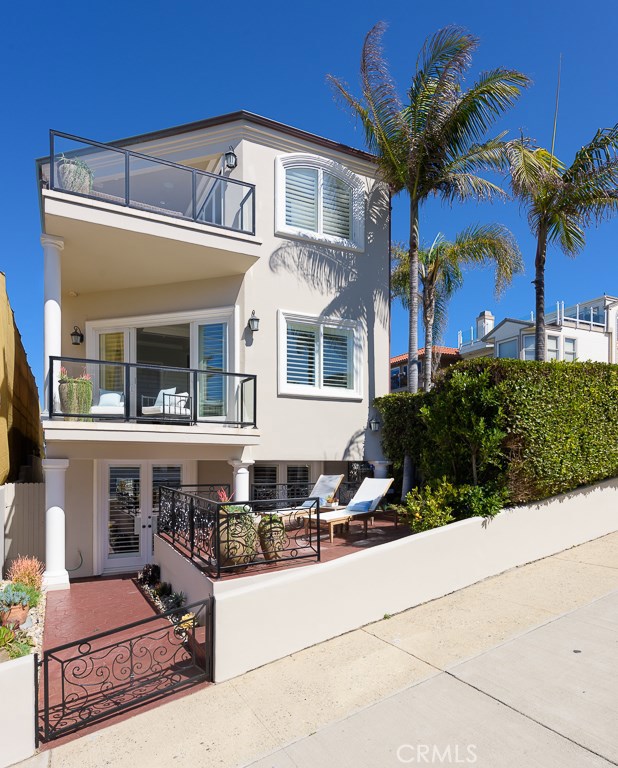 3405 Manhattan Avenue, Manhattan Beach, California 90266, 5 Bedrooms Bedrooms, ,4 BathroomsBathrooms,Residential,Sold,Manhattan,SB18047752