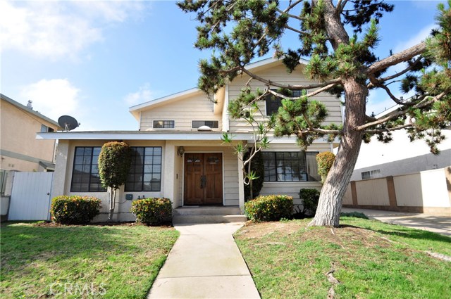2404 Huntington Lane, Redondo Beach, California 90278, 3 Bedrooms Bedrooms, ,2 BathroomsBathrooms,Residential,Sold,Huntington Lane,SB18166287