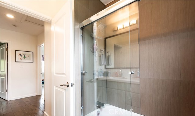2200 Wendy Way, Manhattan Beach, California 90266, 4 Bedrooms Bedrooms, ,2 BathroomsBathrooms,Residential,Sold,Wendy,SB19107954