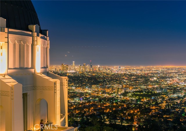 1 Bed Home for Sale in Los Feliz, California