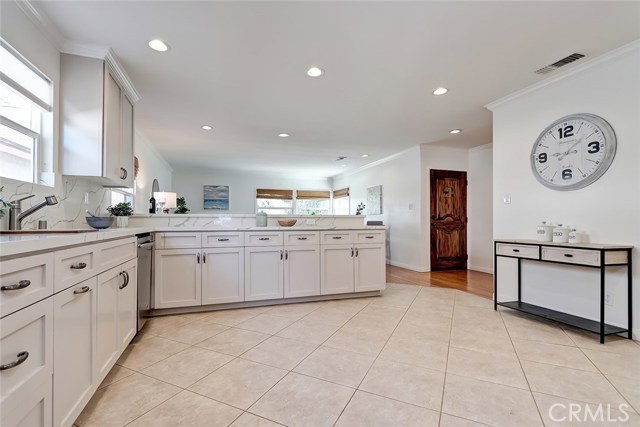 429 Paulina Avenue, Redondo Beach, California 90277, 3 Bedrooms Bedrooms, ,2 BathroomsBathrooms,Residential,Sold,Paulina,SB20044372