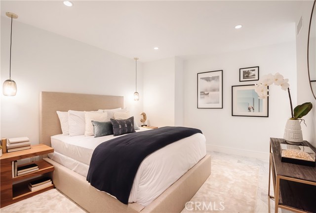 232 17th Street, Manhattan Beach, California 90266, 4 Bedrooms Bedrooms, ,1 BathroomBathrooms,Residential,Sold,17th,SB20151551