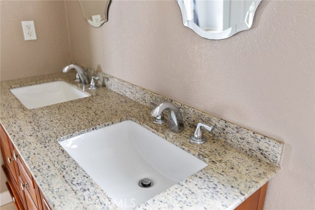 1726 Speyer Lane, Redondo Beach, California 90278, 3 Bedrooms Bedrooms, ,2 BathroomsBathrooms,Residential,Sold,Speyer,SB20058178
