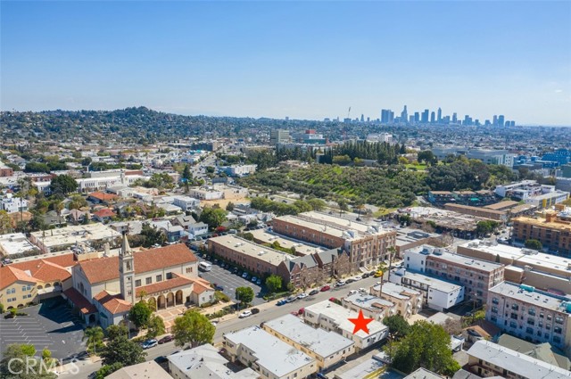 1 Bed Home for Sale in Los Feliz, California