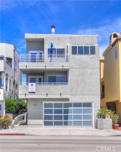 409 15th Street, Manhattan Beach, California 90266, 3 Bedrooms Bedrooms, ,2 BathroomsBathrooms,Residential,Sold,15th,SB17215456