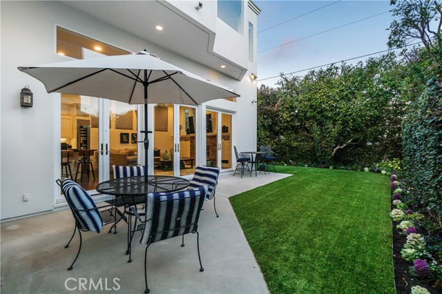 3304 Poinsettia Avenue, Manhattan Beach, California 90266, 5 Bedrooms Bedrooms, ,2 BathroomsBathrooms,Residential,Sold,Poinsettia,SB20035052