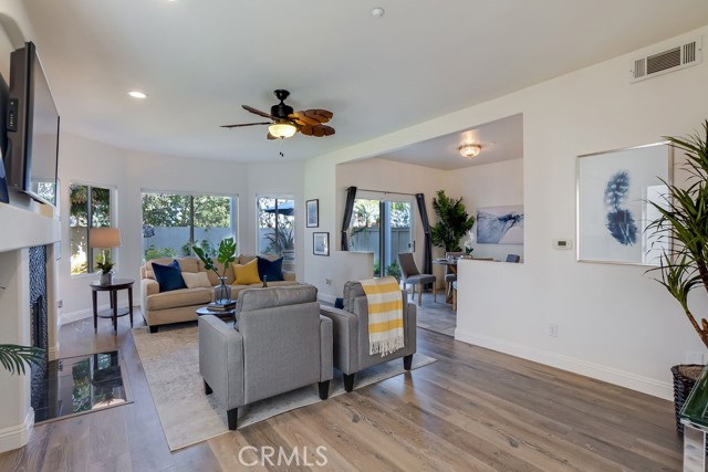 Open floor plan flows easily into the separate eating area and kitchen, perfect for entertaining!