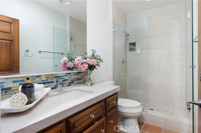 Bathroom number two on the main floor.
