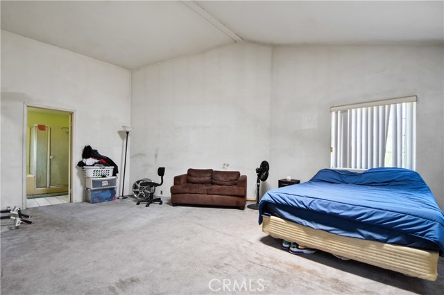 3 Bed Home for Sale in Hawthorne, California