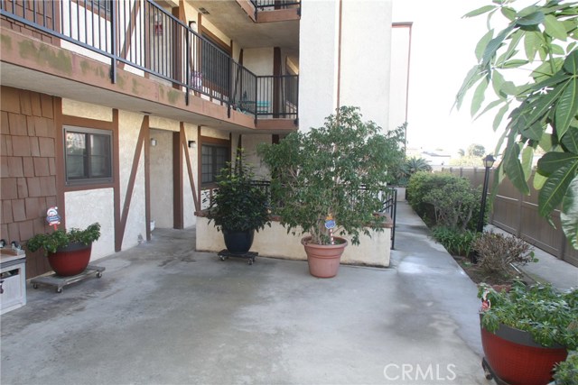 2 Bed Home for Sale in El Segundo, California