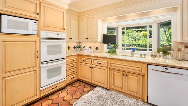 4 Bed Home for Sale in Encino, California