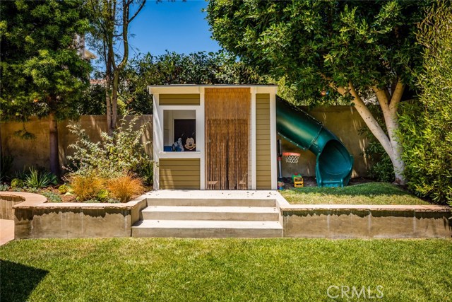 1407 23rd Street, Manhattan Beach, California 90266, 4 Bedrooms Bedrooms, ,2 BathroomsBathrooms,Residential,Sold,23rd,SB17168172