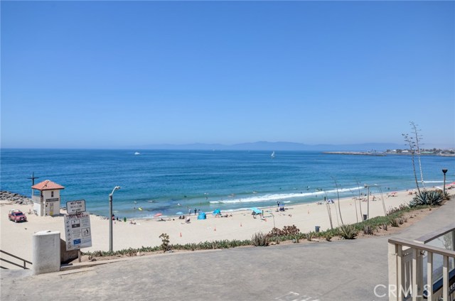 700 Esplanade, Redondo Beach, California 90277, 2 Bedrooms Bedrooms, ,2 BathroomsBathrooms,Residential,Sold,Esplanade,PV20164603