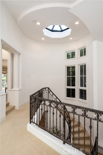 2306 John Street, Manhattan Beach, California 90266, 5 Bedrooms Bedrooms, ,4 BathroomsBathrooms,Residential,Sold,John,SB19259547