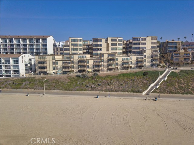 625 Esplanade, Redondo Beach, California 90277, 1 Bedroom Bedrooms, ,1 BathroomBathrooms,Residential,Sold,Esplanade,SB19239624