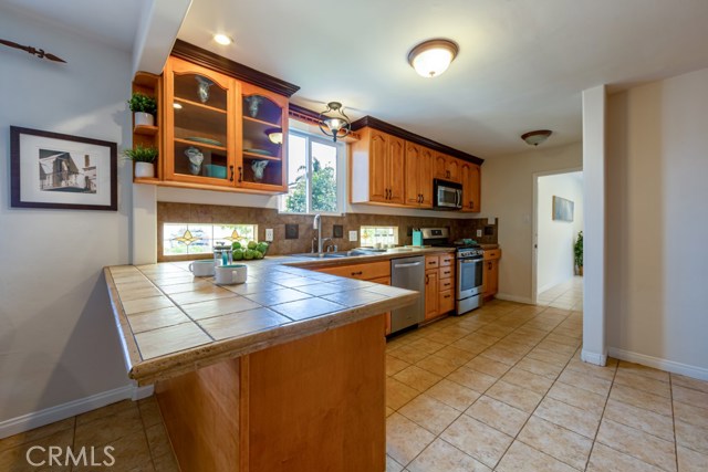 2022 Ernest Avenue, Redondo Beach, California 90278, 3 Bedrooms Bedrooms, ,1 BathroomBathrooms,Residential,Sold,Ernest,PW20211052