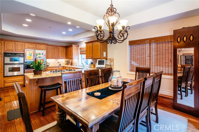 1917 Perry Avenue, Redondo Beach, California 90278, 4 Bedrooms Bedrooms, ,2 BathroomsBathrooms,Residential,Sold,Perry,SB17143965