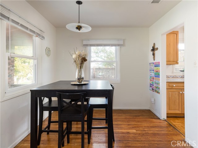 1142 23rd Street, Manhattan Beach, California 90266, 3 Bedrooms Bedrooms, ,1 BathroomBathrooms,Residential,Sold,23rd,SB21029088