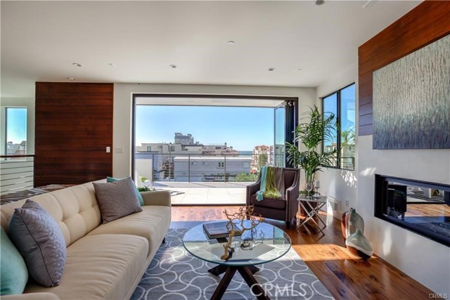438 Hermosa Avenue, Hermosa Beach, California 90254, 4 Bedrooms Bedrooms, ,3 BathroomsBathrooms,Residential,Sold,Hermosa,PV18010706