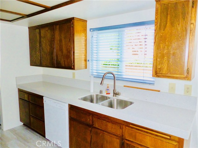 2703 Rockefeller Lane, Redondo Beach, California 90278, 2 Bedrooms Bedrooms, ,2 BathroomsBathrooms,Residential,Sold,Rockefeller,SB19140385