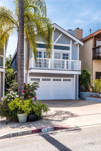 1109 Stanford Avenue, Redondo Beach, California 90278, 3 Bedrooms Bedrooms, ,2 BathroomsBathrooms,Residential,Sold,Stanford,SB17089167