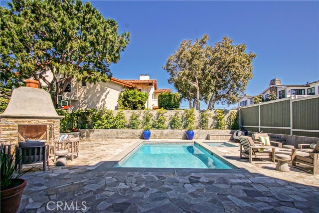 1161 9th Street, Manhattan Beach, California 90266, 5 Bedrooms Bedrooms, ,5 BathroomsBathrooms,Residential,Sold,9th,SB17091781