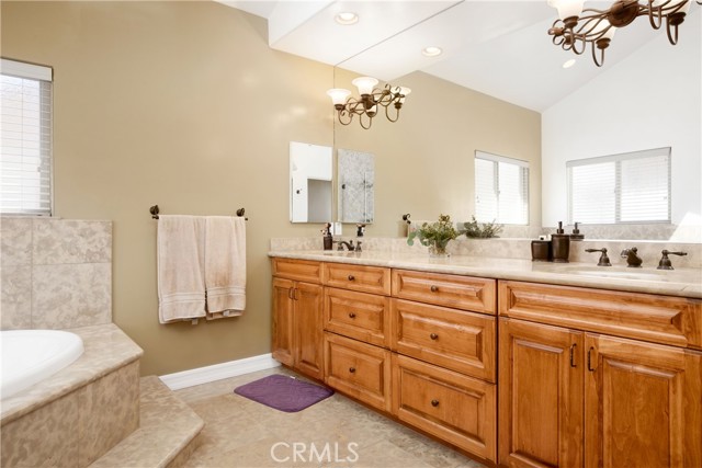 621 Broadway, Redondo Beach, California 90277, 4 Bedrooms Bedrooms, ,2 BathroomsBathrooms,Residential,Sold,Broadway,SB21036343
