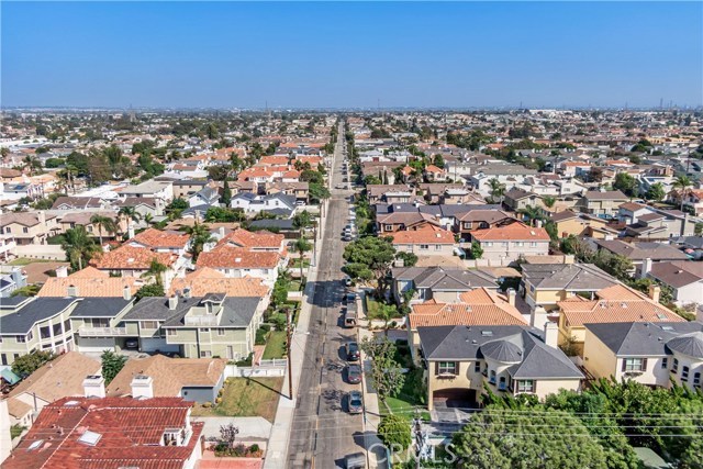 2003 Gates Avenue, Redondo Beach, California 90278, ,Residential Income,Sold,Gates,SB19246291