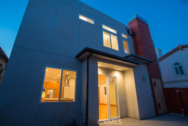 2108 Gates Avenue, Redondo Beach, California 90278, 4 Bedrooms Bedrooms, ,2 BathroomsBathrooms,Residential,Sold,Gates,SB17108544