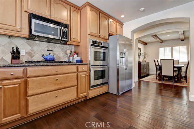 202 Irena Avenue, Redondo Beach, California 90277, 3 Bedrooms Bedrooms, ,2 BathroomsBathrooms,Residential,Sold,Irena,SB19090695