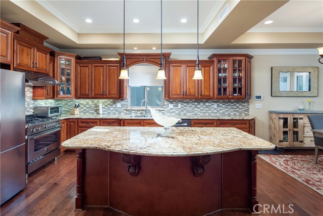 2002 Pullman Lane, Redondo Beach, California 90278, 4 Bedrooms Bedrooms, ,3 BathroomsBathrooms,Residential,Sold,Pullman,SB20110068