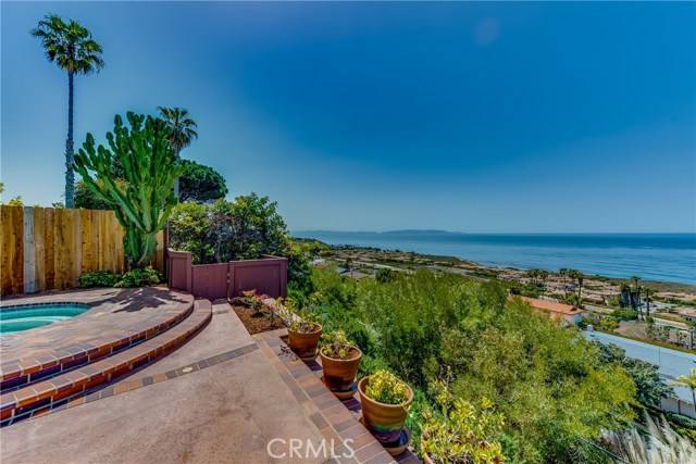30623 Rue De La Pierre, Rancho Palos Verdes, California 90275, 4 Bedrooms Bedrooms, ,2 BathroomsBathrooms,Residential,Sold,Rue De La Pierre,PV18092164