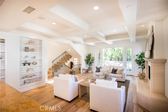 400 1st Street, Manhattan Beach, California 90266, 5 Bedrooms Bedrooms, ,5 BathroomsBathrooms,Residential,Sold,1st,SB21021125
